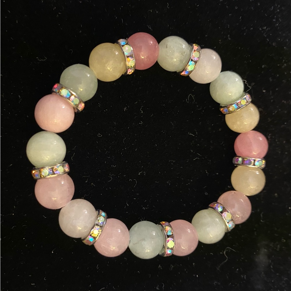 Elegant Multicolor Quartz Beaded Bracelet